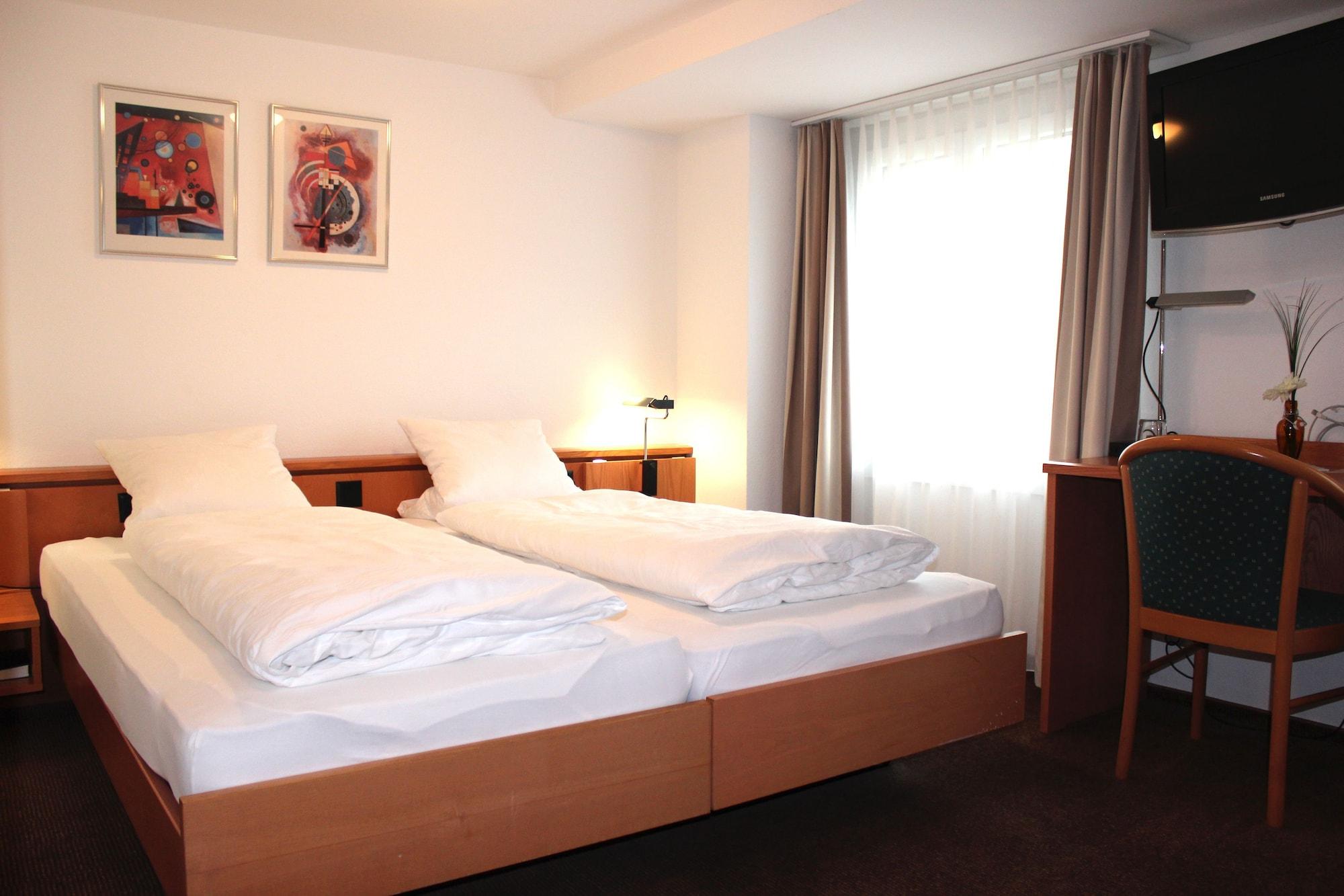 Hotel Freihof Swiss Lodge Unterägeri エクステリア 写真
